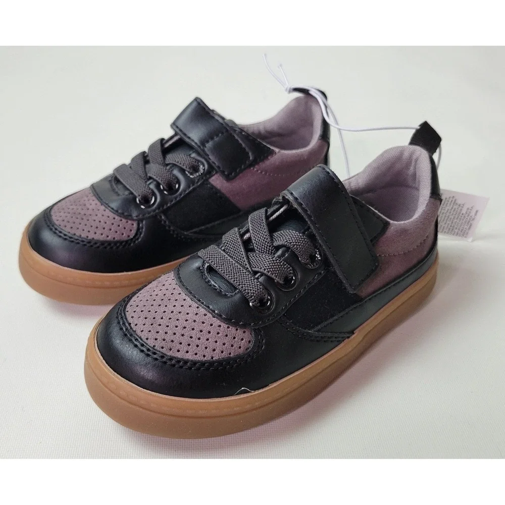 Old Navy Kids Black‎ Low Top Sneakers Gum Sole 420790-02-1 Size 8 NWT